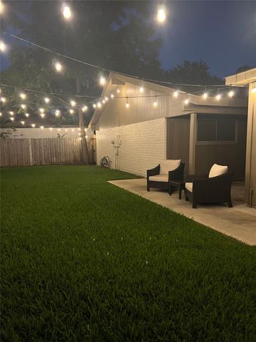 12314 Meadowhollow Drive, Meadows Place, TX 77477