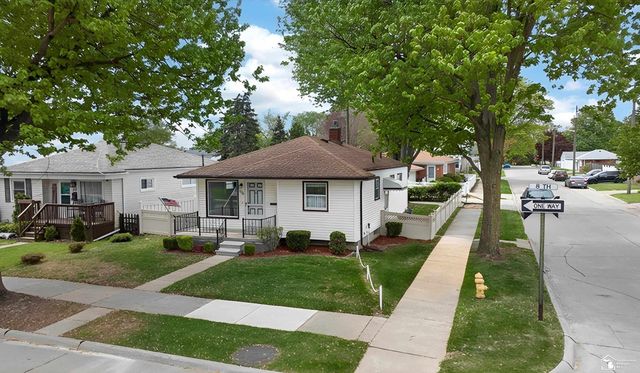 604 8th Street, Wyandotte, MI 48192