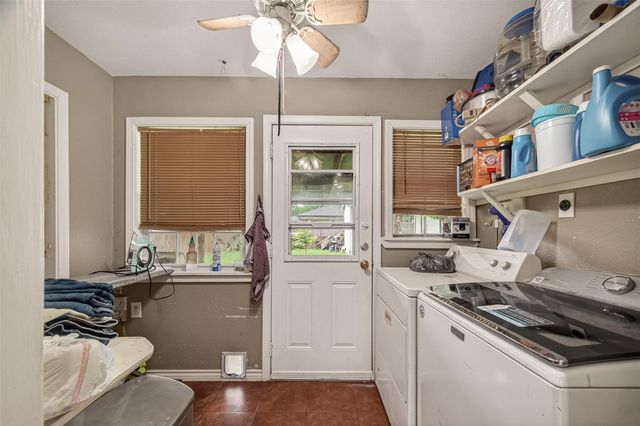 2111 Hickory Lane, Pasadena, TX 77502