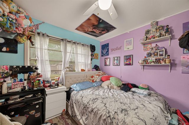 2111 Hickory Lane, Pasadena, TX 77502