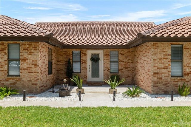 304 Ric Mar Street, Edinburg, TX 78541