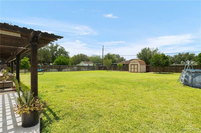 304 Ric Mar Street, Edinburg, TX 78541