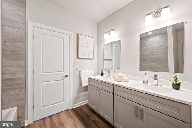 1207 S HARMONY ST, Philadelphia, PA 19146
