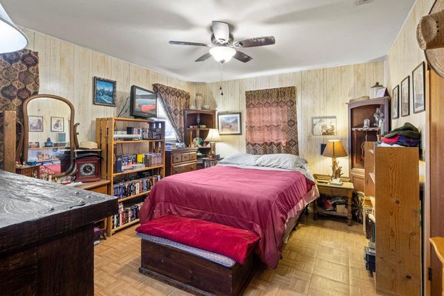 815 Cypress LN, Cottonwood Shores, TX 78657