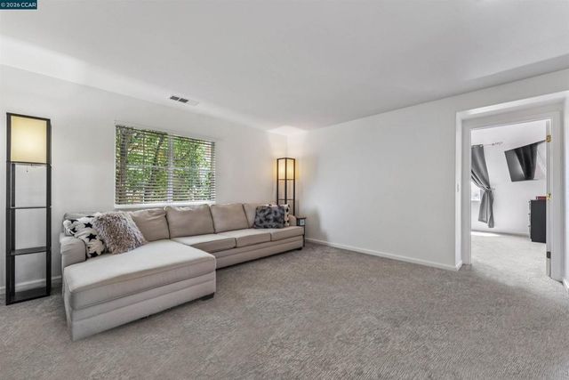 4000 Hiller Ln, Martinez, CA 94553