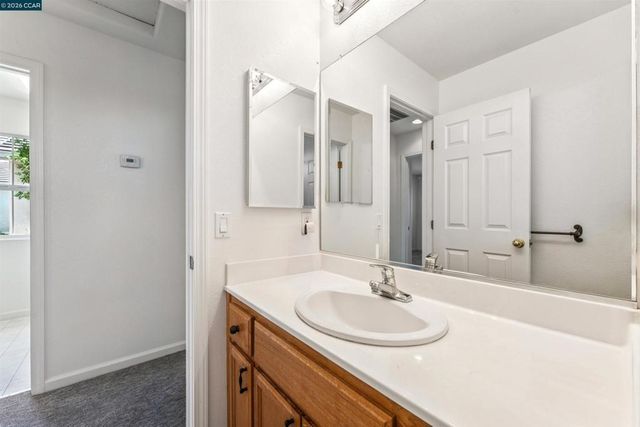 4000 Hiller Ln, Martinez, CA 94553