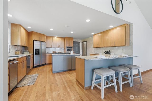 23747 262nd Place SE, Maple Valley, WA 98038