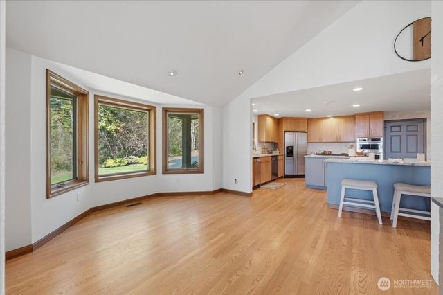 23747 262nd Place SE, Maple Valley, WA 98038