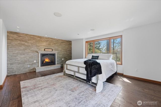 23747 262nd Place SE, Maple Valley, WA 98038