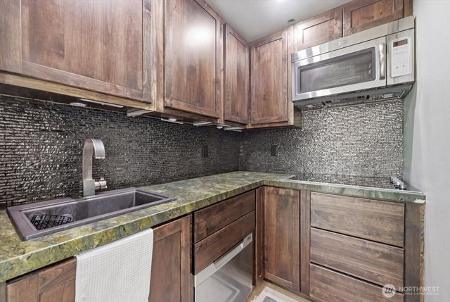 23747 262nd Place SE, Maple Valley, WA 98038