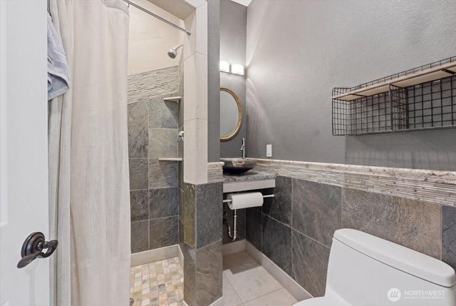 23747 262nd Place SE, Maple Valley, WA 98038