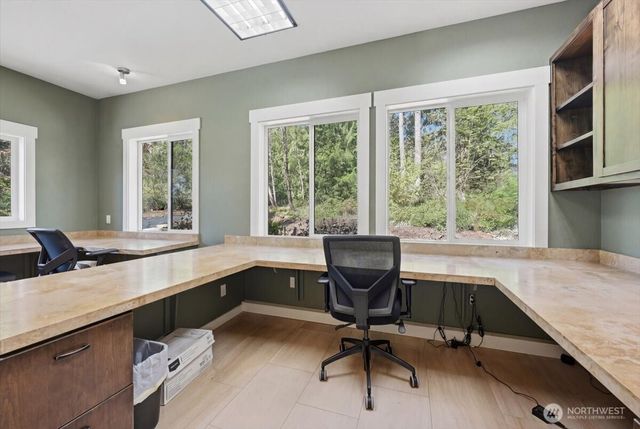 23747 262nd Place SE, Maple Valley, WA 98038