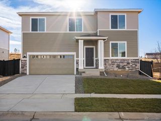 7340 27th Street Ln, Greeley, CO 80634