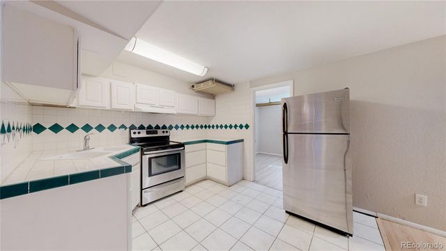 505 N Logan Street 14, Denver, CO 80203