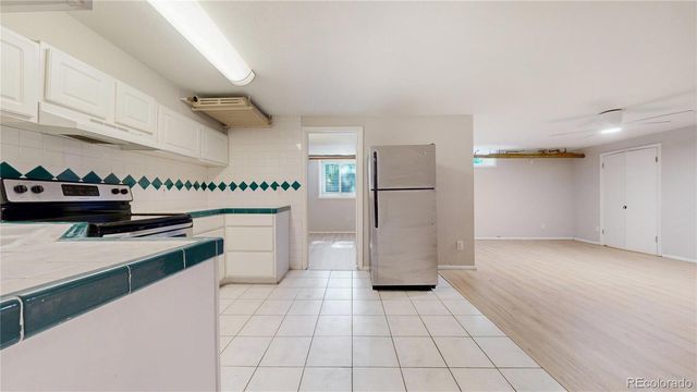 505 N Logan Street 14, Denver, CO 80203