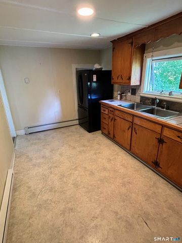 205 Main St Extension 2, Middletown, CT 06457