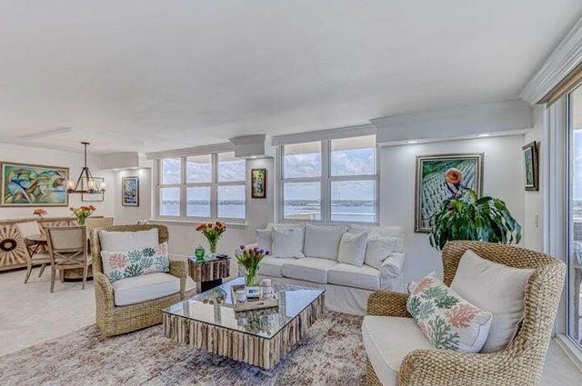 5440 N Ocean Drive 1502, Singer Island, FL 33404