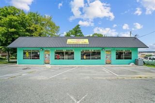 355 S Wall Street, Calhoun, GA 30701
