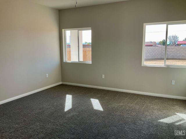 5103 Cohiba Court, Bakersfield, CA 93307
