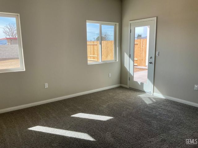 5103 Cohiba Court, Bakersfield, CA 93307