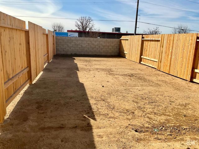 5103 Cohiba Court, Bakersfield, CA 93307