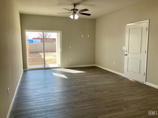 5103 Cohiba Court, Bakersfield, CA 93307