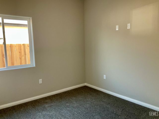 5103 Cohiba Court, Bakersfield, CA 93307