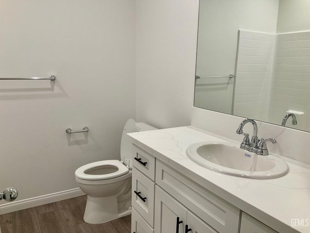 5103 Cohiba Court, Bakersfield, CA 93307