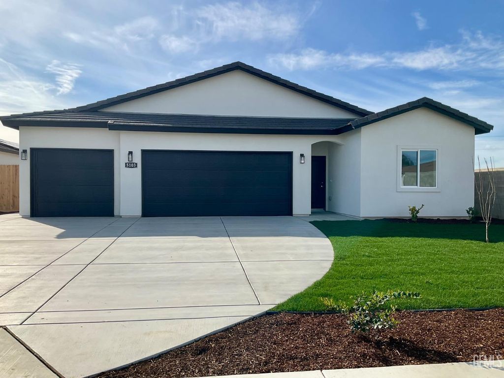 5103 Cohiba Court, Bakersfield, CA 93307