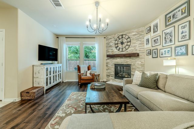 10036 Long Branch Drive, Mckinney, TX 75071
