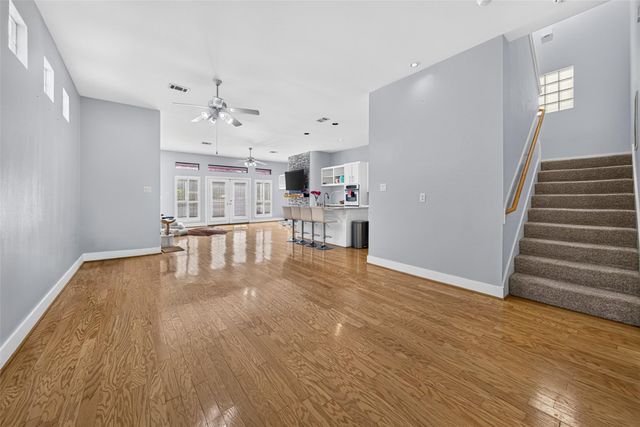 9825 Meredith Elise Court, Houston, TX 77025