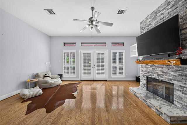 9825 Meredith Elise Court, Houston, TX 77025