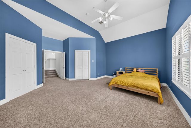 9825 Meredith Elise Court, Houston, TX 77025