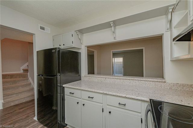 2235 Shadow Valley Road F, High Point, NC 27265