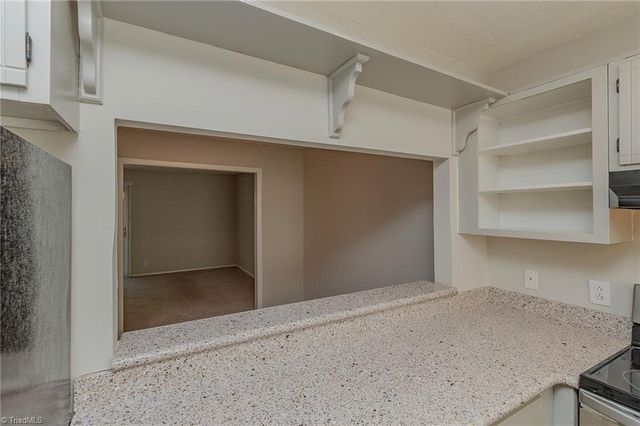 2235 Shadow Valley Road F, High Point, NC 27265