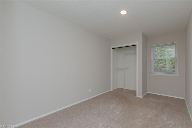 2235 Shadow Valley Road F, High Point, NC 27265