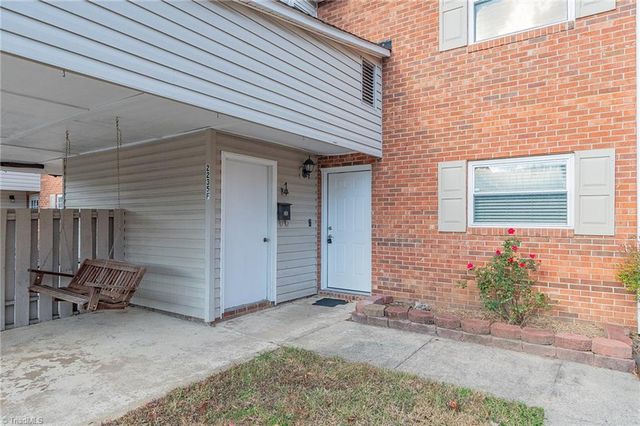 2235 Shadow Valley Road F, High Point, NC 27265