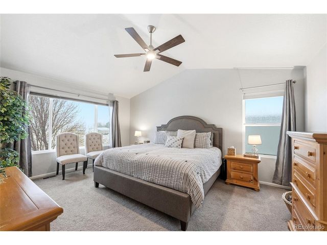 5726 Prairie Cir, Longmont, CO 80504