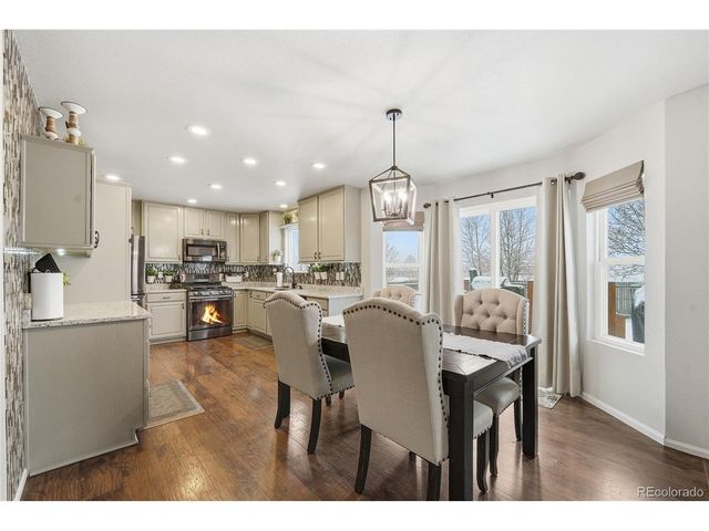 5726 Prairie Cir, Longmont, CO 80504