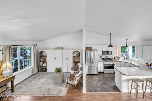 2716 W Versailles Dr, Coeur D'alene, ID 83815