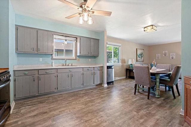 4219 W Pebble Beach COURT, Franklin, WI 53132