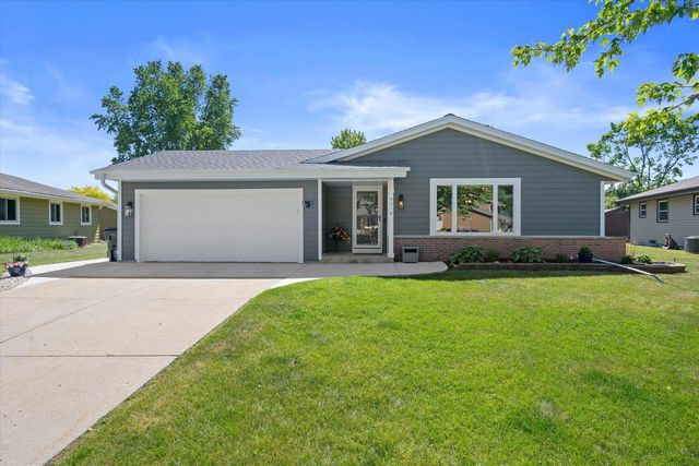 4219 W Pebble Beach COURT, Franklin, WI 53132