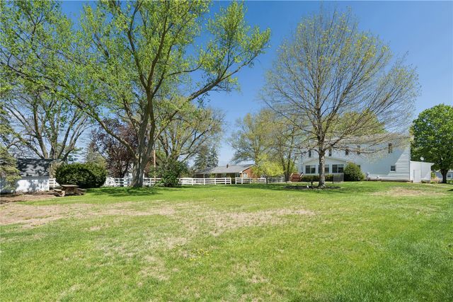 401 S Market St, Solon, IA 52333