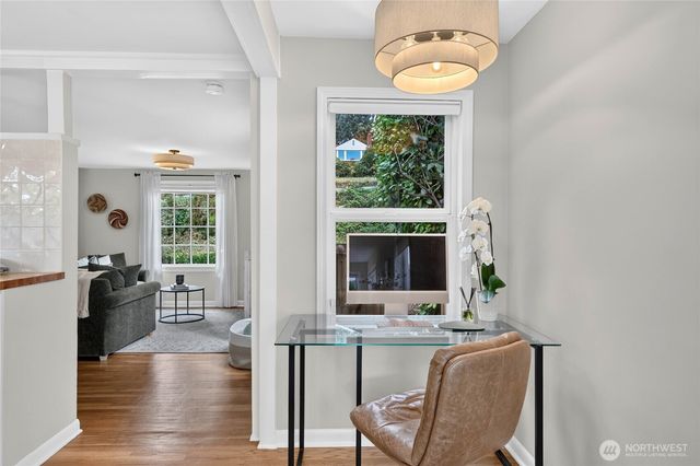 3826 Belvidere Avenue SW, Seattle, WA 98126