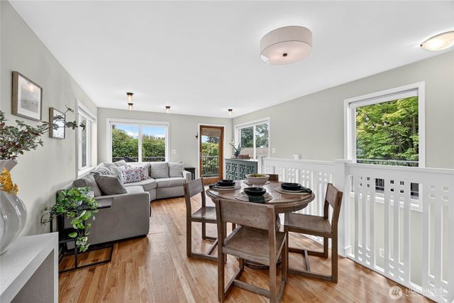 3826 Belvidere Avenue SW, Seattle, WA 98126