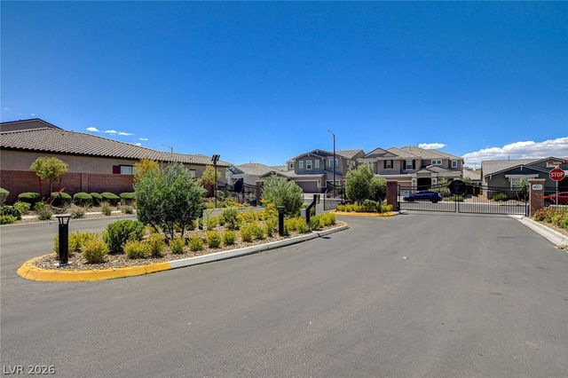 2425 Amatrice Street, Henderson, NV 89044