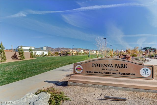 2425 Amatrice Street, Henderson, NV 89044