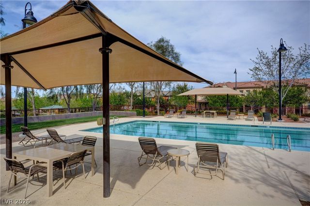 2425 Amatrice Street, Henderson, NV 89044