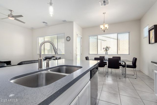 20496 W VALLEY VIEW Drive, Buckeye, AZ 85396