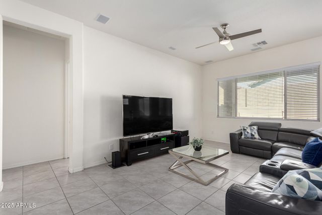 20496 W VALLEY VIEW Drive, Buckeye, AZ 85396